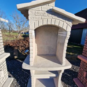 RUS SIVA MALI KROVIĆ